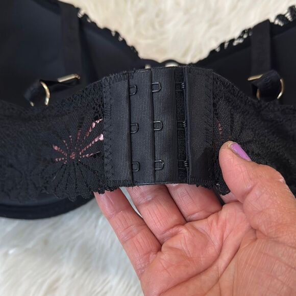 Juicy Couture Elegant Black Lace Bra Size 38DD NWOT - Picture 4 of 8
